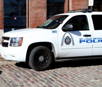 Cazul pe care FBI incearca sa il rezolve de 10 ani. Ce mesaj avea asupra lui un barbat gasit mort intr-un lan de porumb. FOTO Cazul pe care FBI incearca sa il rezolve de 10 ani. Ce mesaj avea asupra lui un barbat gasit mort intr-un lan de porumb. FOTO
