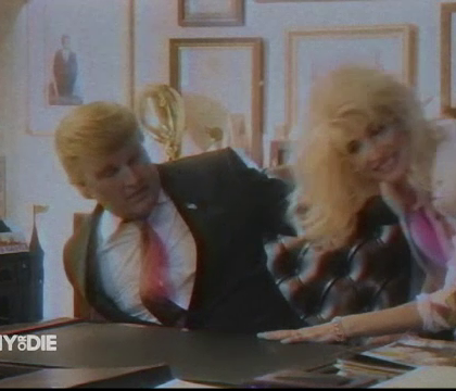 Johnny Depp, transformare spectaculoasa in rolul lui Donald Trump. Cum il ironizeaza actorul pe politican intr-o parodie Johnny Depp, transformare spectaculoasa in rolul lui Donald Trump. Cum il ironizeaza actorul pe politican intr-o parodie