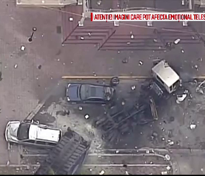 Un camion plonjeaza de pe un pod 30 de metri in gol, iar accidentul teribil este filmat cu camera de bord Un camion plonjeaza de pe un pod 30 de metri in gol, iar accidentul teribil este filmat cu camera de bord