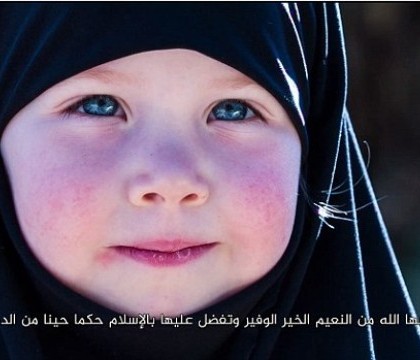 Dezvaluiri din Infern: o fetita de 8 ani a fost violata de jihadistii din Statul Islamic in fata altor prizoniere Dezvaluiri din Infern: o fetita de 8 ani a fost violata de jihadistii din Statul Islamic in fata altor prizoniere