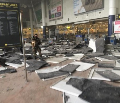 "Copilul plangea langa trupul mamei". Momentul cutremurator surprins de un sofer de taxi in aeroportul din Bruxelles. VIDEO "Copilul plangea langa trupul mamei". Momentul cutremurator surprins de un sofer de taxi in aeroportul din Bruxelles. VIDEO