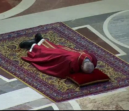 Mesajul dur al Papei Francisc, in Vinerea Mare. Suveranul pontif acuza "constiinta insensibila si anesteziata" a Europei