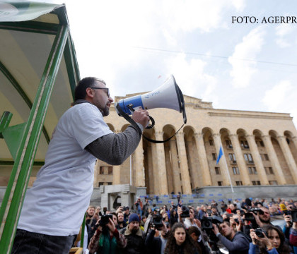Proteste de strada in Georgia, dupa ce 2 politiciene au fost filmate inselandu-si sotii Proteste de strada in Georgia, dupa ce 2 politiciene au fost filmate inselandu-si sotii