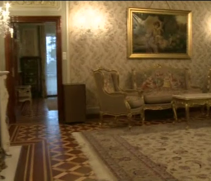 Fosta resedinta a sotilor Ceausescu ar putea fi din nou casa pentru un sef de stat. Vila are o valoare uriasa