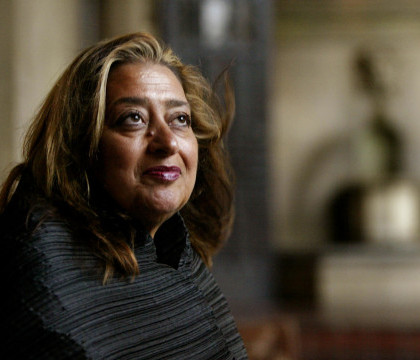 Zaha Hadid, cea mai mare arhitecta din lume, a murit in urma unei crize cardiace. Marturiile unei imaginatii fara limite