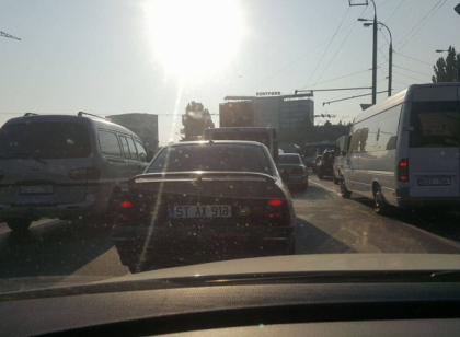 Trafic infernal in capitala. Strazile blocate in acest moment: Ion Creanga, Dosftei si Eugen Coca - FOTO Trafic infernal in capitala. Strazile blocate in acest moment: Ion Creanga, Dosftei si Eugen Coca - FOTO