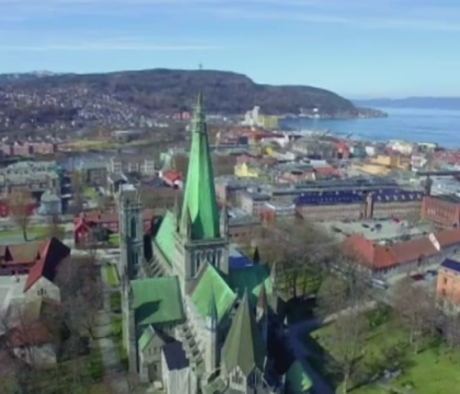 Biserica Norvegiei spune "Da" casatoriilor religioase intre persoane de acelasi sex Biserica Norvegiei spune "Da" casatoriilor religioase intre persoane de acelasi sex