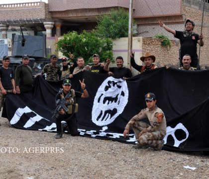 Pedepsa oribila inventata de ISIS pentru cei care dezerteaza din militiile jihadiste. "O moarte lenta si chinuitoare" Pedepsa oribila inventata de ISIS pentru cei care dezerteaza din militiile jihadiste. "O moarte lenta si chinuitoare"