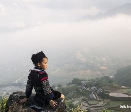 Fete de doar 13 ani, vandute pe 3.000 de dolari ca mirese in China. Motivul pentru care barbatii recurg la astfel de practici Fete de doar 13 ani, vandute pe 3.000 de dolari ca mirese in China. Motivul pentru care barbatii recurg la astfel de practici