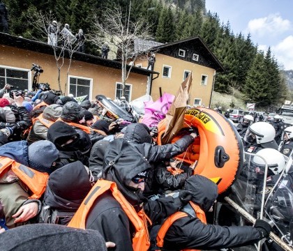 Liderii UE avertizeaza: Blocarea frontierei cu Italia de catre Austria ar fi o catastrofa politica pentru Europa