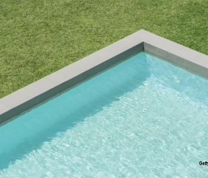 Mama care si-a pedepsit fiica inecandu-o in piscina, sub ochii fratelui ei. Cine a depus marturie impotriva ei Mama care si-a pedepsit fiica inecandu-o in piscina, sub ochii fratelui ei. Cine a depus marturie impotriva ei