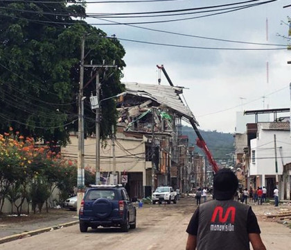Cutremur cu magnitudinea 7,2, in Ecuador. Cel putin o persoana si-a pierdut viata - FOTO Cutremur cu magnitudinea 7,2, in Ecuador. Cel putin o persoana si-a pierdut viata - FOTO