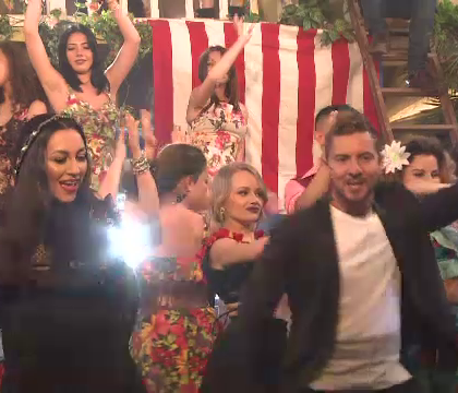 Andra lanseaza piesa "Without you", in colaborare cu David Bisbal. Artistul a venit special in Romania sa filmeze videoclipul Andra lanseaza piesa "Without you", in colaborare cu David Bisbal. Artistul a venit special in Romania sa filmeze videoclipul