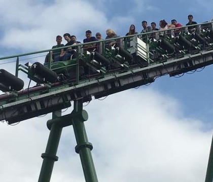 Momentul in care pasagerii au ramas suspendati in aer timp de 40 de minute, intr-un rollercoaster. Cum au fost salvati - VIDEO Momentul in care pasagerii au ramas suspendati in aer timp de 40 de minute, intr-un rollercoaster. Cum au fost salvati - VIDEO