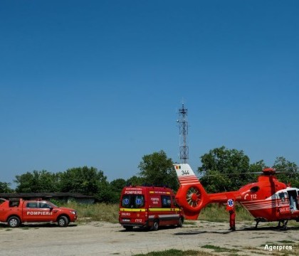 Cinci elicoptere SMURD s-au prabusit din 2003 si pana in prezent. 12 persoane au murit, iar alte 4 au fost ranite Cinci elicoptere SMURD s-au prabusit din 2003 si pana in prezent. 12 persoane au murit, iar alte 4 au fost ranite