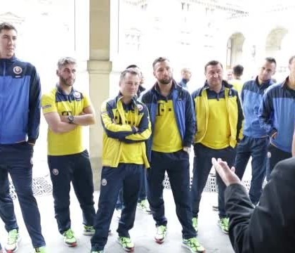 Fotbalistii nationalei au sansa de a scrie istorie. Unde ar putea ajunge pozele lor, daca vor castiga UEFA EURO 2016