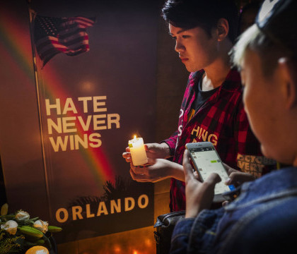 Sotia atacatorului din Orlando, anchetata de autoritati. Femeia ar fi stiut despre planurile criminale si nu a luat masuri Sotia atacatorului din Orlando, anchetata de autoritati. Femeia ar fi stiut despre planurile criminale si nu a luat masuri