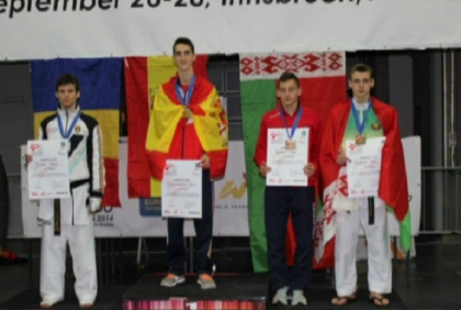 Moldoveanul Stepan Dimitrov continua sa cucereasca Europa: A luat medalia de argint la CE de taekwondo Moldoveanul Stepan Dimitrov continua sa cucereasca Europa: A luat medalia de argint la CE de taekwondo