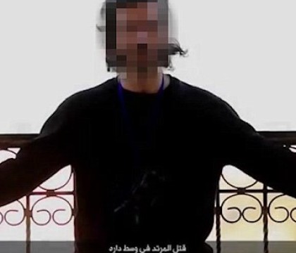 ISIS a aruncat in aer jurnalisti dupa ce le-au pus explozibil in camera video. Avertismentul dur al teroristilor ISIS a aruncat in aer jurnalisti dupa ce le-au pus explozibil in camera video. Avertismentul dur al teroristilor