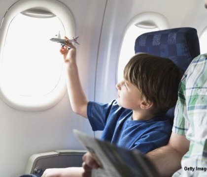 Doi marocani au inceput sa se roage in avion, iar pasagerii s-au panicat imediat. Ce s-a intamplat apoi cu zborul Doi marocani au inceput sa se roage in avion, iar pasagerii s-au panicat imediat. Ce s-a intamplat apoi cu zborul