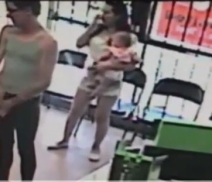 Imagini stupefiante. Ce pateste o fetita de 4 ani intr-un magazin, in timp ce mama ei statea la coada