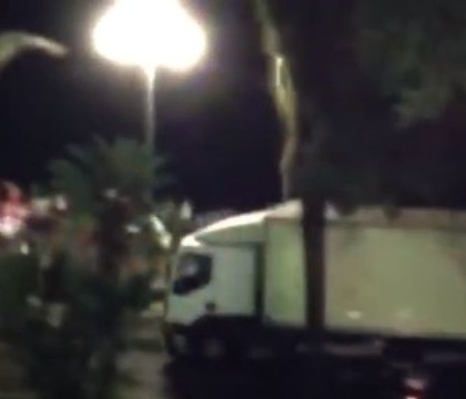 Imagini socante. Momentul in care camionul intra in multimea adunata pentru a sarbatori Ziua Frantei, la Nisa - VIDEO