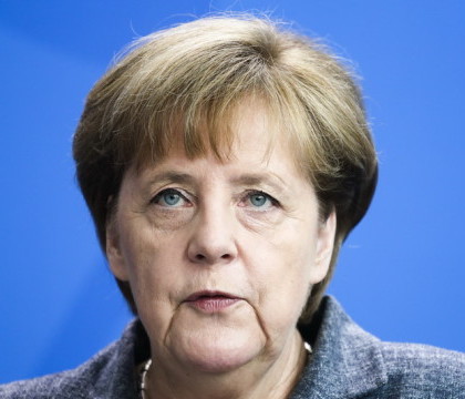 Merkel, discutie la telefon cu Erdogan: "Reintroducerea pedepsei cu moartea in Turcia impiedica aderarea tarii la UE" Merkel, discutie la telefon cu Erdogan: "Reintroducerea pedepsei cu moartea in Turcia impiedica aderarea tarii la UE"
