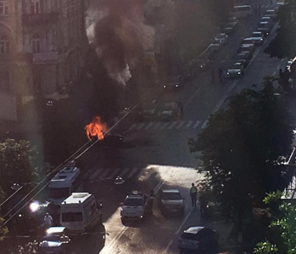 Un jurnalist rus, critic al guvernului de la Kremlin, ucis in explozia unei masini, la Kiev. Ce postase inainte pe Facebook Un jurnalist rus, critic al guvernului de la Kremlin, ucis in explozia unei masini, la Kiev. Ce postase inainte pe Facebook