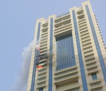 Panica in Dubai, dupa ce un zgarie nori a luat foc: "Incendiul a cuprins cel putin 30 de etaje". Ce au anuntat autoritatile Panica in Dubai, dupa ce un zgarie nori a luat foc: "Incendiul a cuprins cel putin 30 de etaje". Ce au anuntat autoritatile