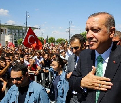Militari si politisti turci s-ar fi "sinucis de teama unor represalii". Mesajul lui Erdogan pentru turcii de peste hotare