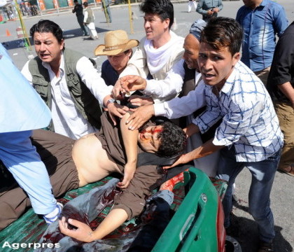 Atentat in Kabul in timpul unui protest: cel putin 60 de persoane au fost ucise si 207 ranite. Atacul, revendicat de ISIS Atentat in Kabul in timpul unui protest: cel putin 60 de persoane au fost ucise si 207 ranite. Atacul, revendicat de ISIS