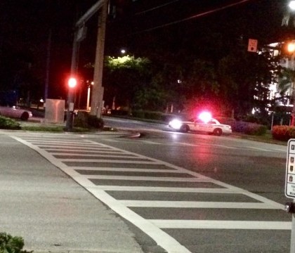 Atac armat intr-un club din Florida: Cel putin doi morti si 16 raniti. Trei suspecti, retinuti Atac armat intr-un club din Florida: Cel putin doi morti si 16 raniti. Trei suspecti, retinuti