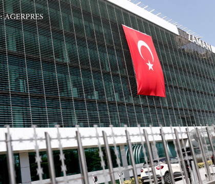 Masuri radicale in Turcia, dupa esecul loviturii de stat. Epurare in mass-media si vanatoare internationala de "gulenisti"