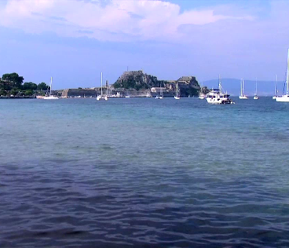 Au platit vacanta in Grecia acum un an si inainte de plecare au primit vestea neasteptata. Mesajul de la agentia de turism Au platit vacanta in Grecia acum un an si inainte de plecare au primit vestea neasteptata. Mesajul de la agentia de turism