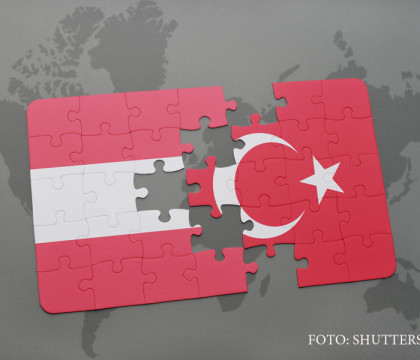 Turcia isi recheama ambasadorul de la Viena. Acuzatiile de rasism si pedofilie care au dus la acest gest Turcia isi recheama ambasadorul de la Viena. Acuzatiile de rasism si pedofilie care au dus la acest gest
