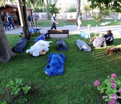 "Gradina celor fara de nume". Procedura anevoioasa prin care victimele cutremurului din Italia sunt identificate "Gradina celor fara de nume". Procedura anevoioasa prin care victimele cutremurului din Italia sunt identificate