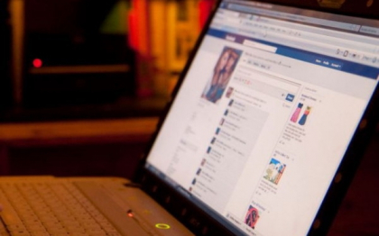 Fotografia publicata pe Facebook i-a trimis la inchisoare. In ce ipostaza s-au pozat doi minori
