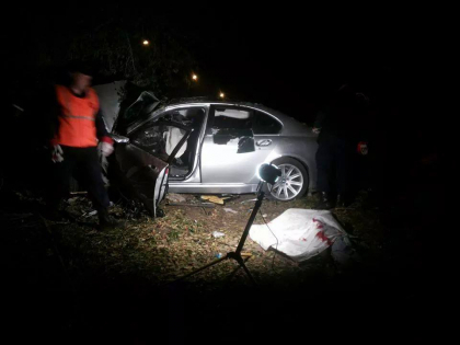 VIDEO. Grav accident pe strada Muncesti: Soferul A MURIT pe loc; pasagerul, transportat de urgenta la spital