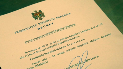 Igor Dodon a semnat decretul privind retragerea cetateniei RM lui Traian Basescu (DOC)