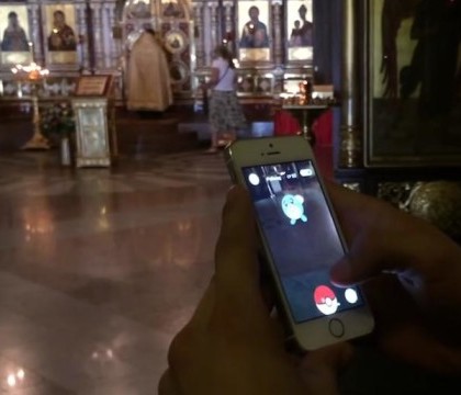 Un blogger rus a fost arestat pentru ca juca Pokemon Go in biserica. "Ar trebui sa stea inchis 5 ani pentru blasfemie" Un blogger rus a fost arestat pentru ca juca Pokemon Go in biserica. "Ar trebui sa stea inchis 5 ani pentru blasfemie"