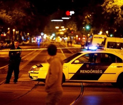 Autoritatile maghiare anunta ca o bomba a provocat explozia din Budapesta. "Cineva a incercat sa imi execute politistii"