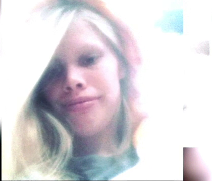 O adolescenta de 17 ani, de negasit dupa ce ar fi fost martora la uciderea parintilor ei. Ce au descoperit pe trupurile lor