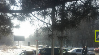 Carambol la o intersectie din capitala. Trei masini au fost facute zob in urma impactului - FOTO Carambol la o intersectie din capitala. Trei masini au fost facute zob in urma impactului - FOTO