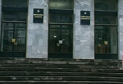 Persoanele retinute de SIS, care ar fi fost implicate in actiuni de destabilizare a campaniei electorale, EXPULZATE din tara