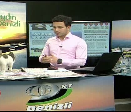 Aparitie surpriza in timpul unui jurnal de stiri, transmis in direct de o televiziune turca Aparitie surpriza in timpul unui jurnal de stiri, transmis in direct de o televiziune turca