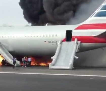Mai multe persoane, ranite usor dupa ce un Boeing American Airlines a luat foc la decolare pe aeroportul O\'Hare din Chicago