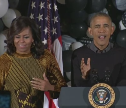 Barack si Michelle Obama au primit la Casa Alba zeci de copii costumati de Halloween. Presedintele a dansat pe "Thriller" Barack si Michelle Obama au primit la Casa Alba zeci de copii costumati de Halloween. Presedintele a dansat pe "Thriller"