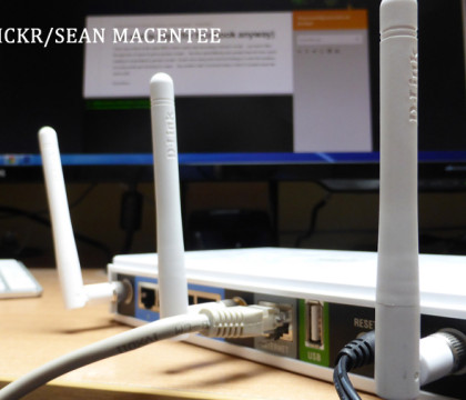 Tanar condamnat la inchisoare pentru modul in care si-a botezat reteaua wireless. "Nu sunt un terorist"