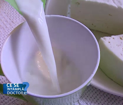 De-a lungul vietii, cu totii ajungem sa suferim de insuficienta la lactoza. De ce sa nu bem lapte dupa o infectie digestiva - FOTO