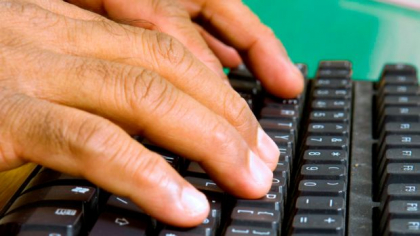 Este prima data cand se intampla asa ceva. Ce a postat un barbat pe internet i-a adus condamnarea Este prima data cand se intampla asa ceva. Ce a postat un barbat pe internet i-a adus condamnarea